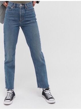 BDG Urban Outfitters Women’s Slim Straight Leg Cropped Blue Jeans Size 28